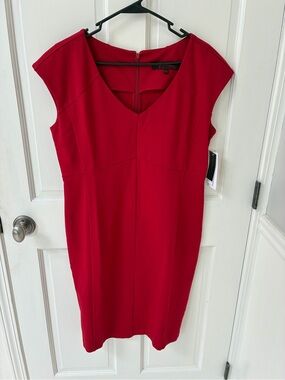 NWT Hal Rubenstein Heritage Crimson V-Neck Midi Sheath Dress L